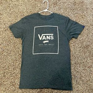 Vans shirt for boys or girls.